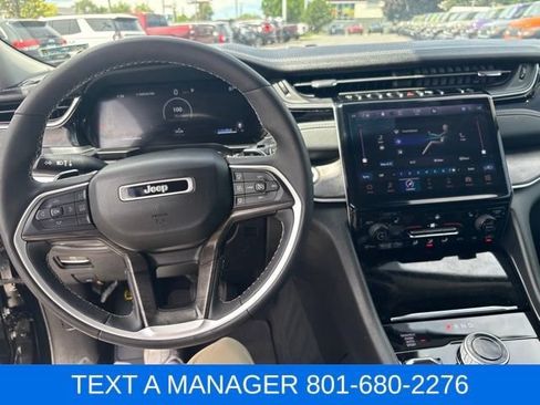 Used 2024 Jeep Grand Cherokee Limited AWD/4WD image 15