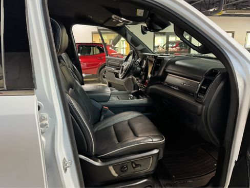 Certified 2022 RAM 1500 Limited w/ Body Color Bumper Group image 11