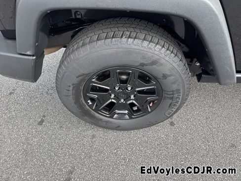 Used 2015 Jeep Grand Cherokee Laredo w/ Quick Order Package 23E image 23