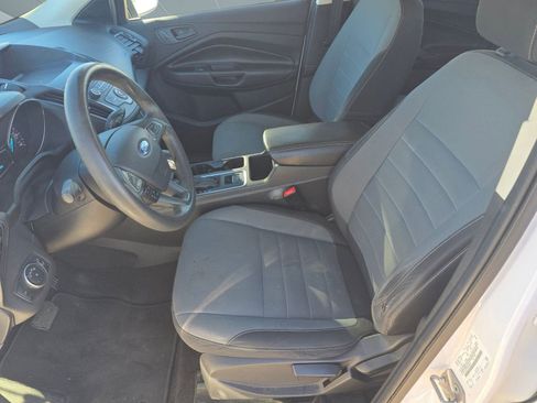 Used 2017 Ford Escape S image 4