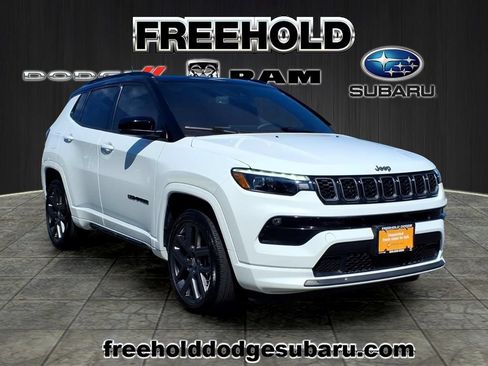 Certified 2025 Jeep Compass Limited w/ High Altitude Package AWD/4WD image 1