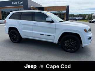 Used 2021 Jeep Grand Cherokee Laredo X AWD/4WD video 1