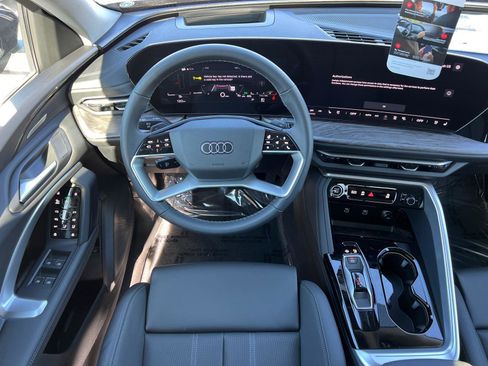 New 2025 Audi Q5 Premium Plus AWD/4WD image 16