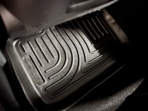 Used 2019 Chrysler 300 Limited w/ Safetytec Plus Group image 20