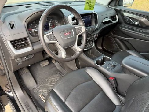 Used 2022 GMC Terrain SLT image 11