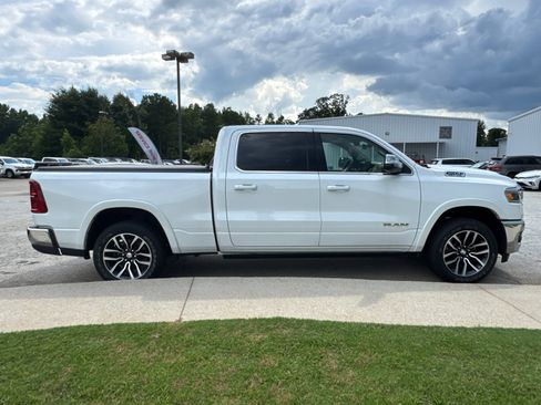 Used 2025 RAM 1500 Limited AWD/4WD image 4