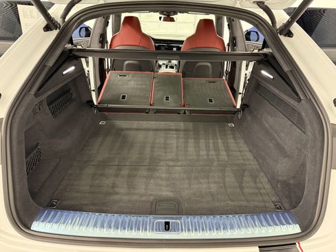 Used 2024 Audi SQ8 Prestige w/ Prestige Package AWD/4WD image 53