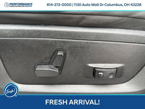 Used 2024 RAM 2500 Big Horn AWD/4WD image 17