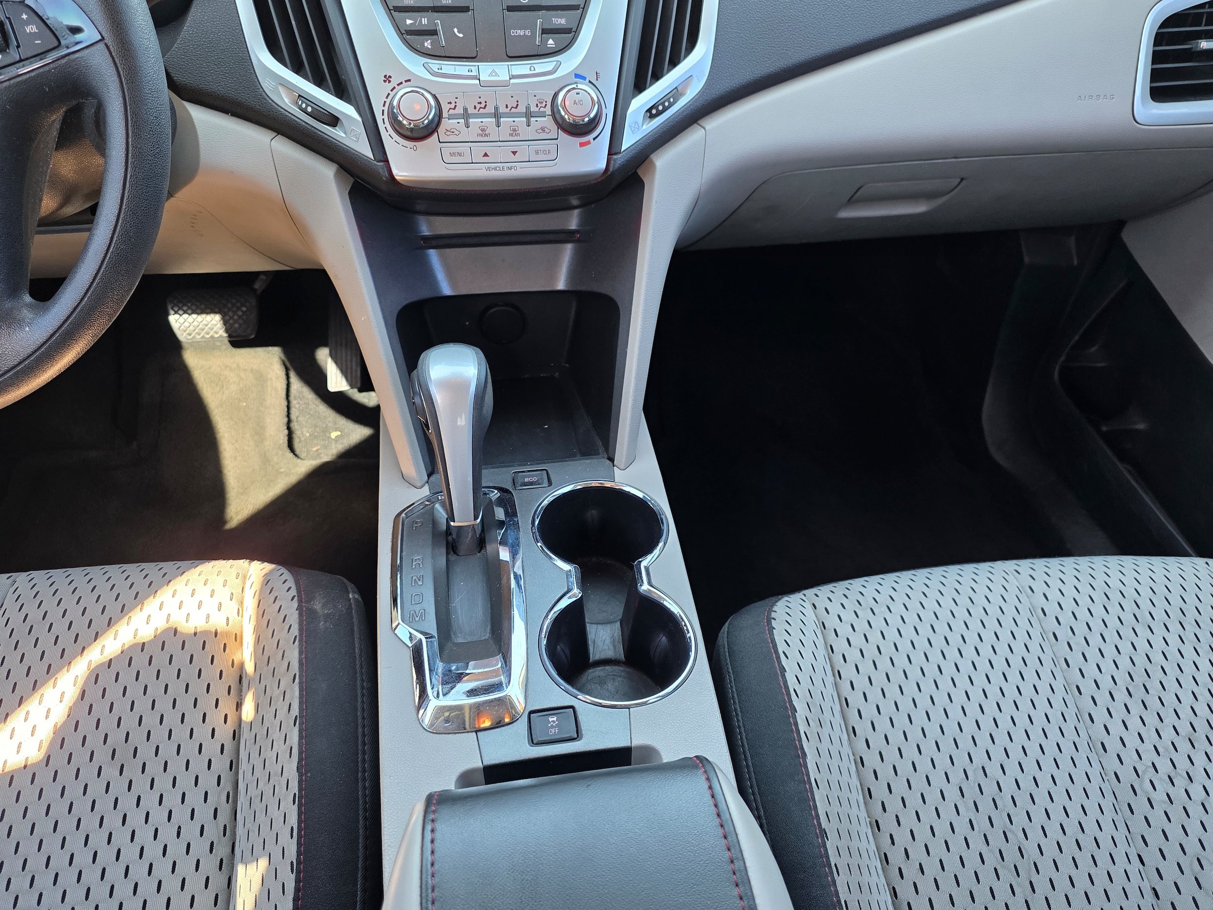 Used 2013 GMC Terrain SLE FWD image 17