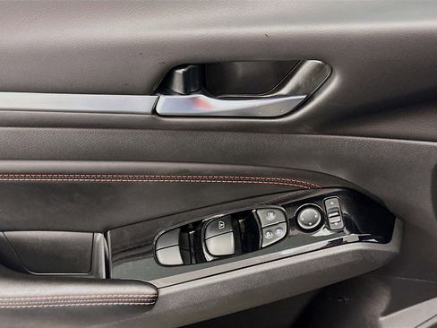 Used 2023 Nissan Altima 2.5 SR image 15