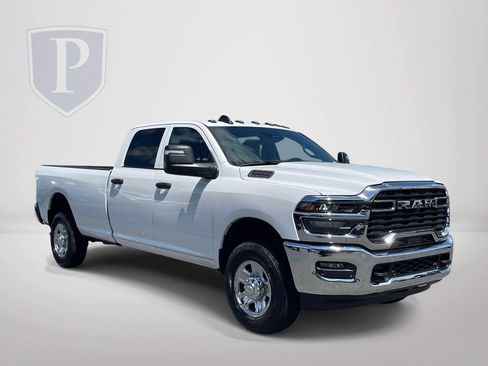 New 2026 RAM 2500 Tradesman w/ Chrome Appearance Group AWD/4WD image 2