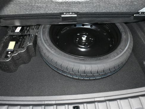 New 2026 BMW 228i xDrive w/ Technology Package image 26