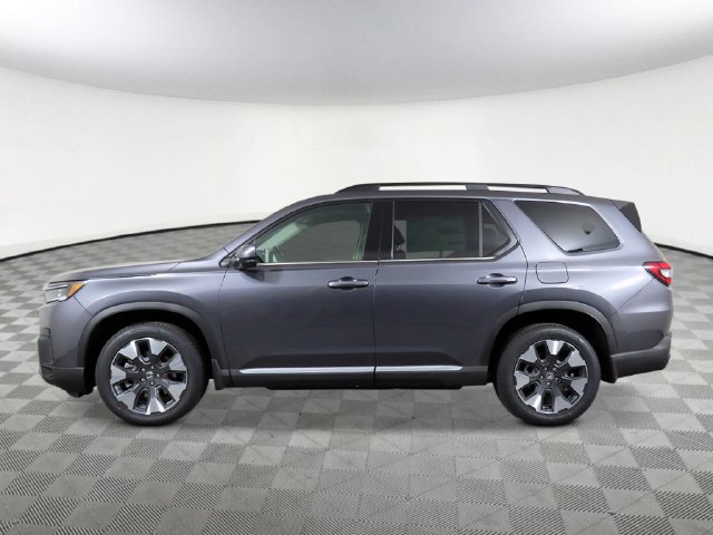 New 2026 Honda Pilot Touring image 3