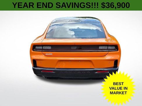 Used 2025 Dodge Charger R/T w/ Quick Order Package 25M R/T image 6