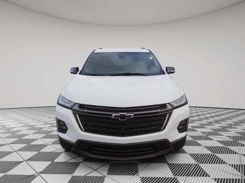 Certified 2023 Chevrolet Traverse LT FWD image 2