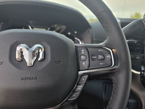 New 2026 RAM 2500 Laramie AWD/4WD image 25