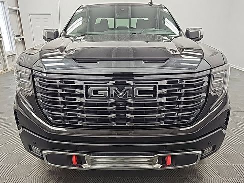 Used 2023 GMC Sierra 1500 Denali Ultimate image 3