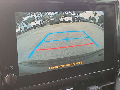 Used 2023 Toyota Corolla SE image 25