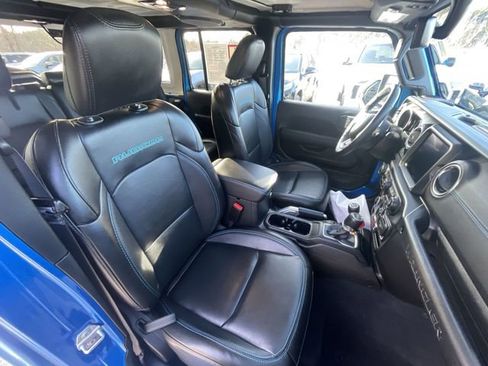 Used 2022 Jeep Wrangler Unlimited Rubicon 4xe w/ Cold Weather Group image 31