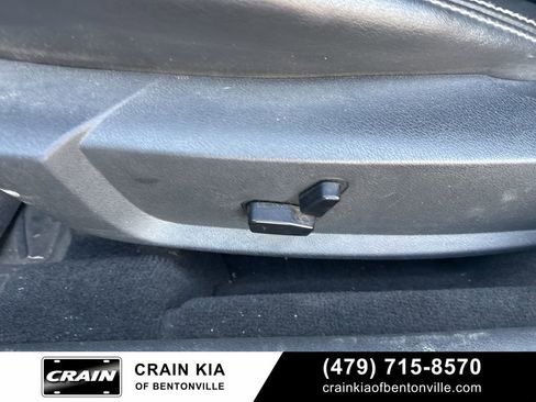 Used 2010 Dodge Challenger R/T image 20