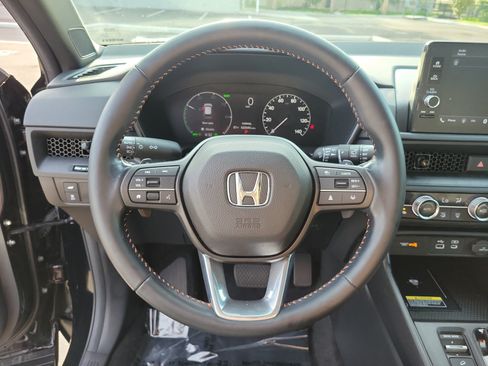 Used 2025 Honda CR-V Sport-L image 16