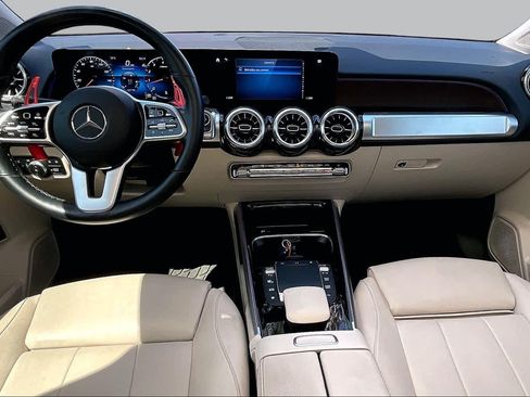 Used 2023 Mercedes-Benz GLB 250 image 15