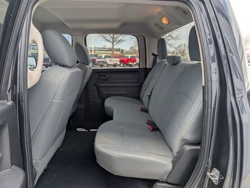 Used 2017 RAM 1500 Express w/ Express Value Package image 11