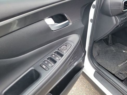 Used 2023 Hyundai Santa Fe SEL w/ Premium Package image 12