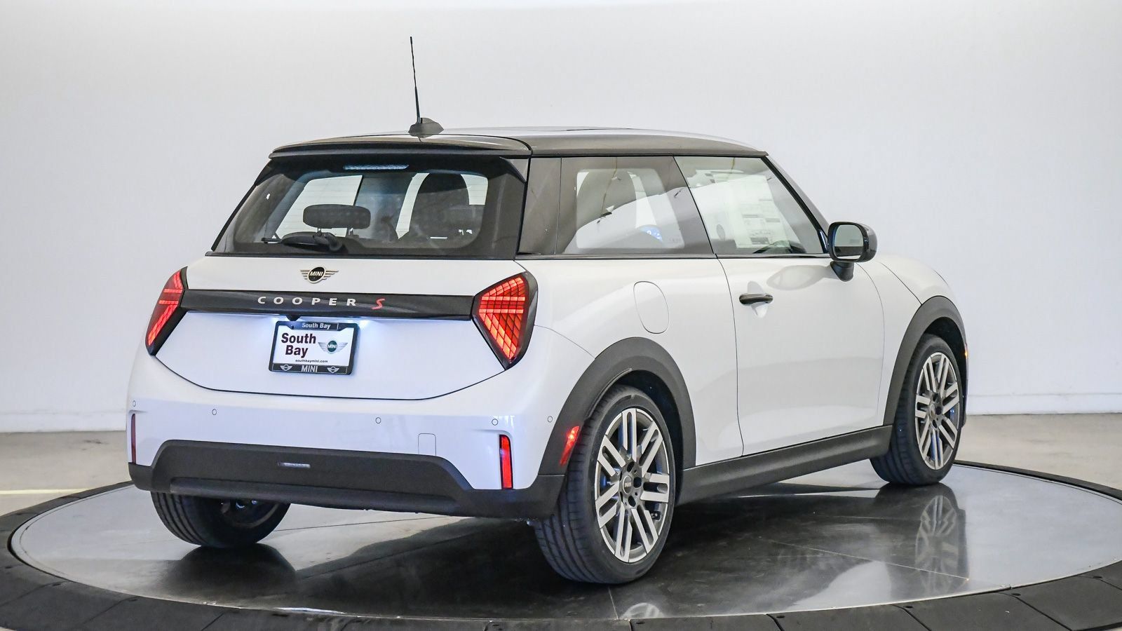 New 2026 MINI Cooper S FWD image 5