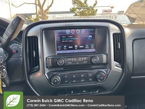 Used 2018 Chevrolet Silverado 1500 LT w/ Trailering Package image 19