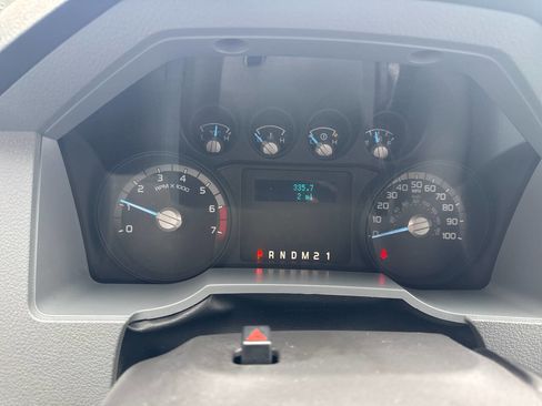 Used 2016 Ford F250 XL w/ Power Equipment Group image 30