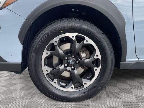 Used 2021 Subaru Crosstrek 2.0i Premium w/ Moonroof Package AWD/4WD image 6