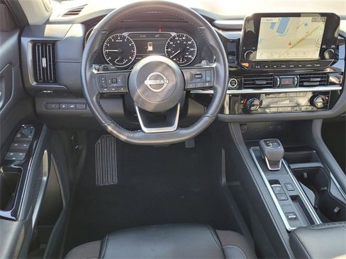 Certified 2024 Nissan Pathfinder SL w/ SL Premium Package image 7