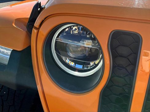 Used 2021 Jeep Wrangler Unlimited Rubicon 4xe w/ Cold Weather Group image 29