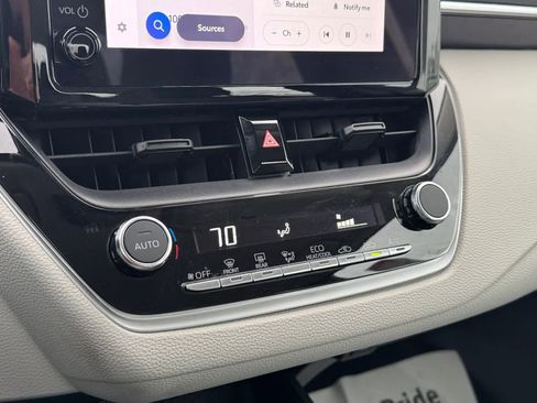 Certified 2024 Toyota Corolla LE image 18