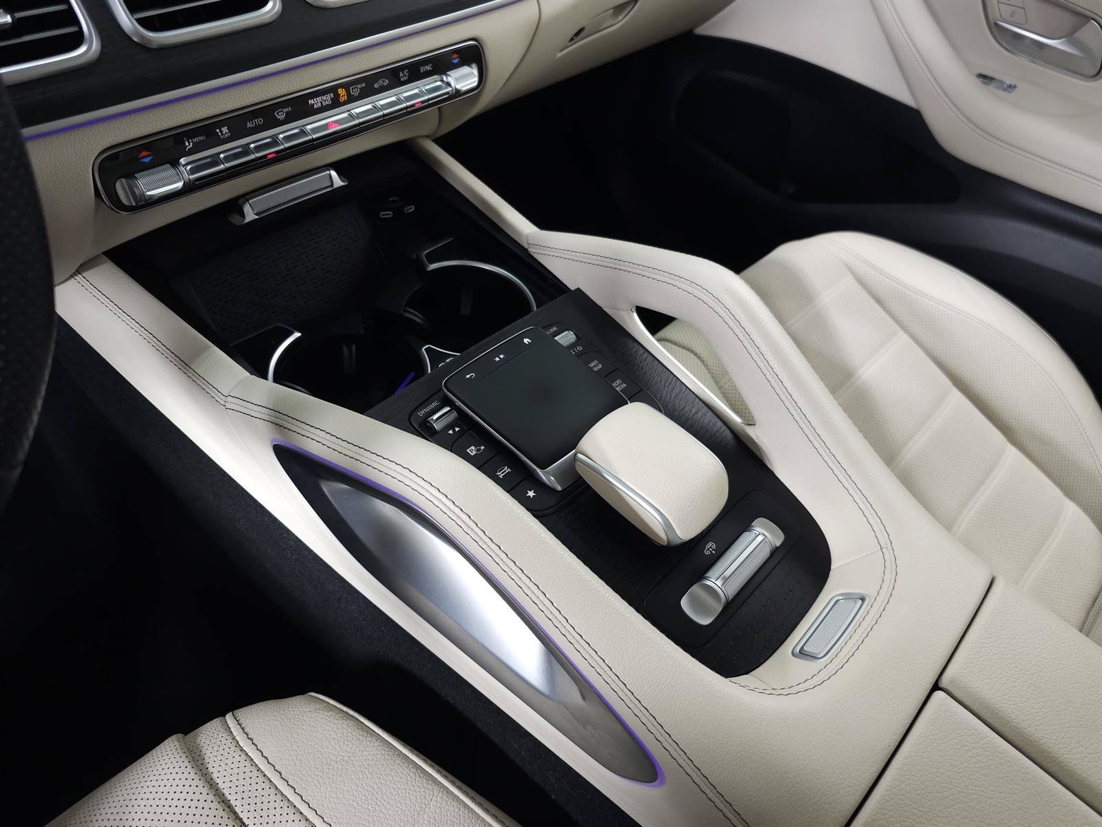 Used 2024 Mercedes-Benz GLS 450 4MATIC image 35