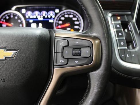 Used 2021 Chevrolet Tahoe High Country w/ Premium Package image 12