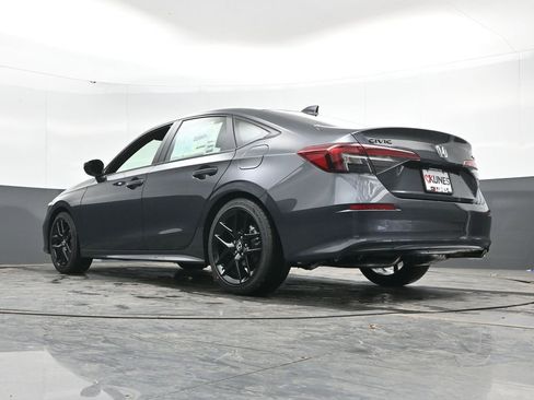 New 2026 Honda Civic Sport image 40