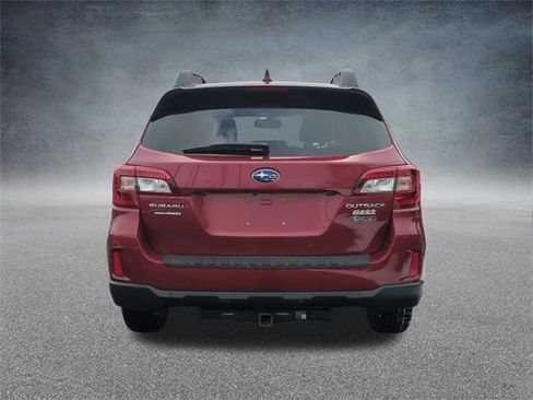 Used 2017 Subaru Outback 2.5i Premium image 8
