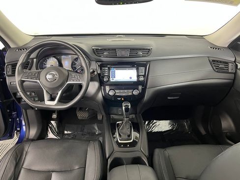 Used 2017 Nissan Rogue SL w/ SL Premium Package image 18