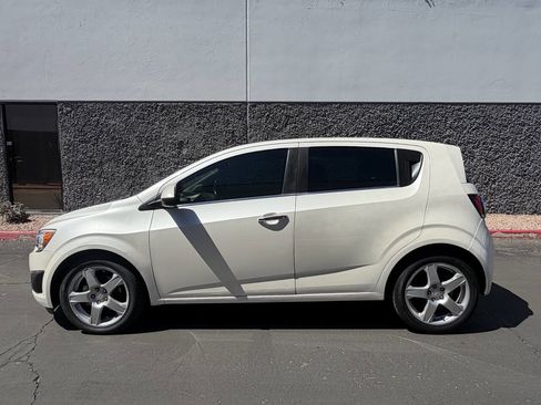 Used 2015 Chevrolet Sonic LTZ image 9