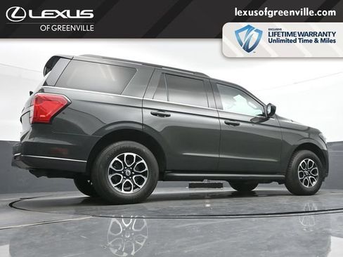 Used 2022 Ford Expedition XLT AWD/4WD image 32