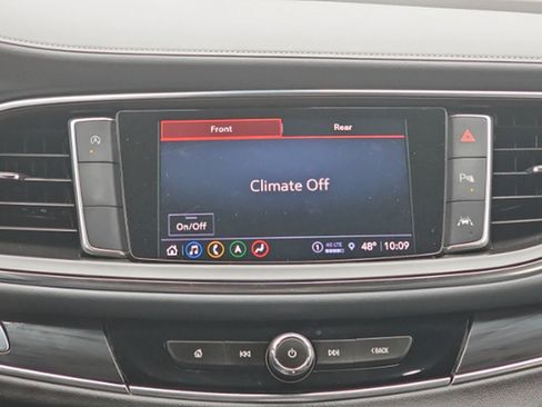 Used 2023 Buick Enclave Essence w/ Experience Buick Package image 20