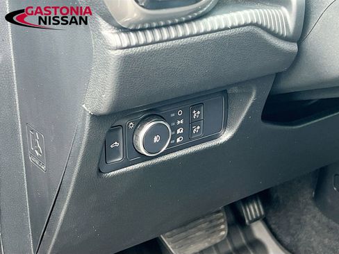 Used 2025 Ford Ranger XLT w/ Equipment Group 301A High image 13