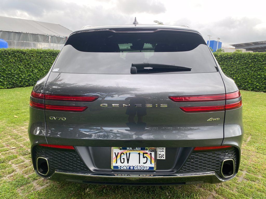 Used 2022 Genesis GV70 2.5T w/ Select Package AWD/4WD image 24