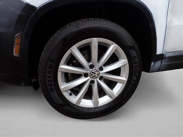 Used 2017 Volkswagen Tiguan Wolfsburg Edition FWD image 7