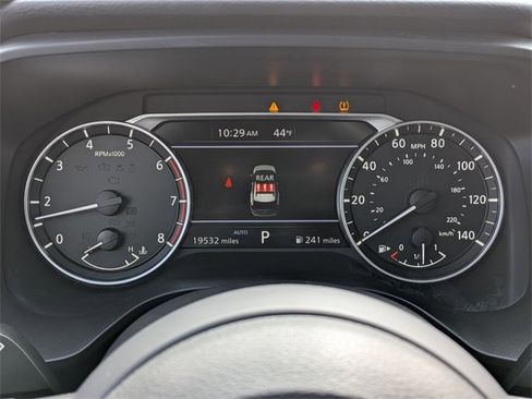 Certified 2024 Nissan Rogue SV w/ SV Premium Package image 11