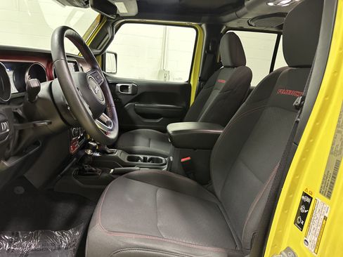 Used 2023 Jeep Wrangler Unlimited Rubicon w/ Safety Group AWD/4WD image 16