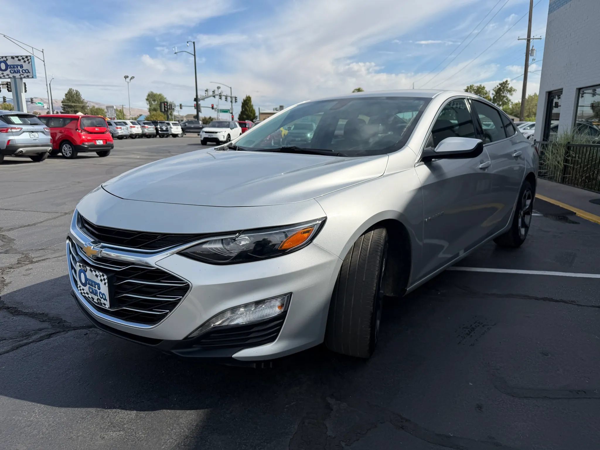 Used 2022 Chevrolet Malibu LT FWD image 4