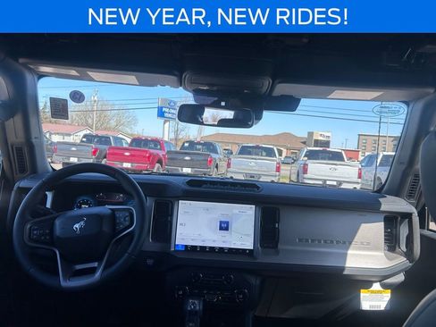 New 2026 Ford Bronco Outer Banks AWD/4WD image 25